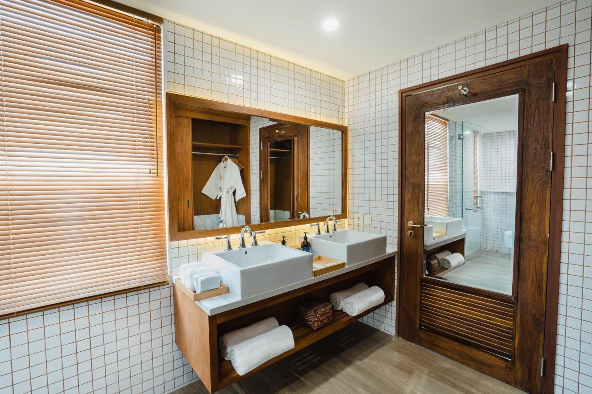 Rama Padma Hotel 4*